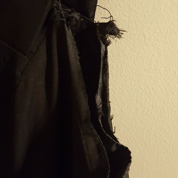 Black Dress - Picture 6 of 6